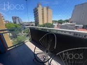 Departamento al frente 3 amb. con balcon y cochera VENTA...
