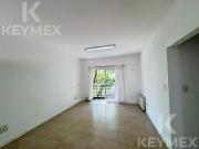 Departamento al frente de 2 dormitorios en venta, La Plata