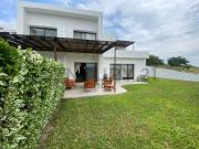 Departamento amoblado en urbanización exclusiva –...