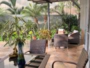 DEPARTAMENTO AMOBLADO VÍA SAMBORONDÓN PLANTA BAJA ALQUILER