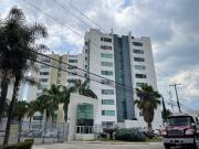 Departamento amplio en renta en Torre Metr?poli, frente...