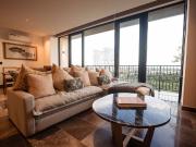 Departamento amueblado, de 2 recámaras, en Arthouse.