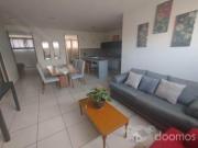 Departamento amueblado en privado, cochera techada