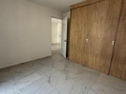 Departamento con balcón en Independencia