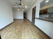 Departamento con balcón en Venta