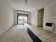 Departamento con Cochera en Barrio Martin