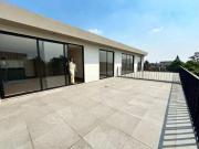 Departamento con enorme terraza privada | Último piso |...