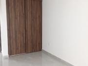 DEPARTAMENTO CON EXCELENTE ILUMINACIÓN NATURAL