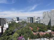 Departamento con excelente ubicación y 3 terrazas con...