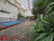 Departamento con gran jardin en el corazon de Barrio Norte