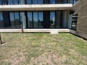 Departamento con jardín en alquiler dos ambientes en...