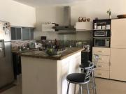 Departamento con Jardín Propio en Primer Nivel con...