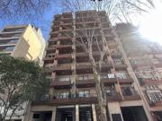 DEPARTAMENTO CON PATIO BALCON Y LUMINOSO