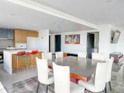 Departamento con terraza, 2 recámaras. Amueblado