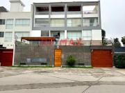 Se Vende 2 cómodas habitaciones y Terraza cerca de Wong...