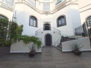 Departamento con Terraza y 2 Estacionamientos en Venta...