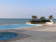 Departamento con vista al mar en edificio Buzios