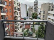 Departamento de 1 ambiente con balcón en venta en Flores