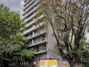 Departamento de 1 dormitorio con gran balcón en Av....