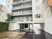 Departamento de 1 dormitorio en alquiler con cochera. La...