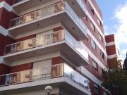 Departamento de 2 amb. con cochera en Alem