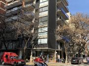 Departamento de 2 ambientes con balcón en la esquina de...