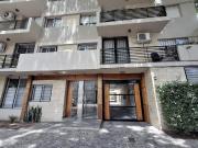 Departamento de 2 ambientes con cochera
