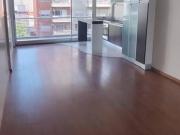 Departamento de 2 ambientes con TOIL Y SUITE. COCHERA...