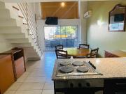 Departamento de 2 ambientes en duplex al frente con...