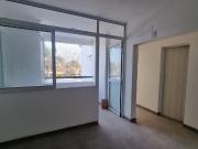 DEPARTAMENTO DE 2 DORMITORIOS CON COCHERA Y PATIO