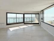 Departamento de 2 dormitorios con vista al río y...