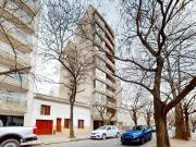 Departamento de 2 dormitorios en venta en La Plata