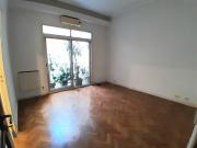 Departamento de 2 dormitorios y hab. de servicio