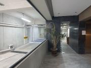 Departamento de 2 niveles en obra blanca sobre la calle...