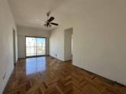 Departamento de 3 ambientes con balcón en alquiler en...