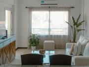 Departamento de 3 ambientes con balcón y cochera en...