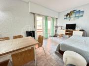 Departamento de 3 ambientes con cochera Frente al Mar...