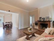 Departamento de 3 dormitorios en venta. La Plata