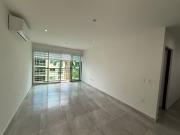 Departamento de 3 recámaras en Renta Av Huayacan, Cancún...