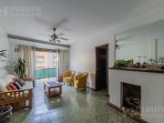 Departamento de 4 ambientes al frente piso alto en venta...