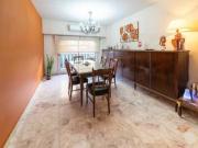 Departamento de 4 ambientes con cochera en Barracas