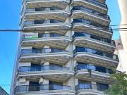 Departamento de 4 Ambientes con Cochera y Baulera