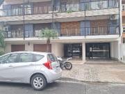 Departamento de 4 ambientes y cochera en alquiler en...