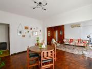 Departamento de 4 dormitorios y terraza EN VENTA