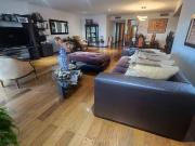 Departamento de categoría en edificio Torres de la Plaza