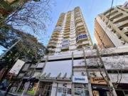 Departamento de dormitorios + Balcón En Alquiler $ 450.000