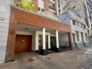 Departamento de dormitorios con cochera en venta