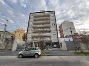 Departamento de dos ambientes con cochera en alquiler. Moron