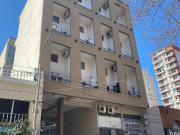 Departamento de dos ambientes en Quilmes con cochera en...