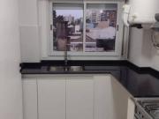 Departamento de dos ambientes reciclado a nuevo a 5...